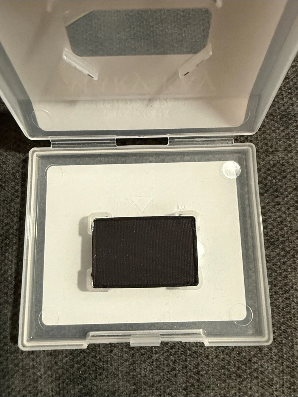 Mary Kay Chromafusion Eyeshadow - Onyx Black Shade